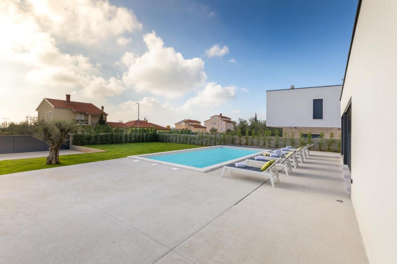 Amazing Private Villa With Outdoor Swimming Pool In Vodnjan Exteriér fotografie