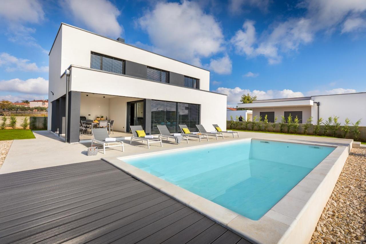 Amazing Private Villa With Outdoor Swimming Pool In Vodnjan Exteriér fotografie
